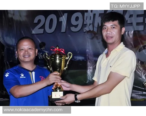 足球明星带你认识生字的魅力与激情,探索语言与运动的完美结合